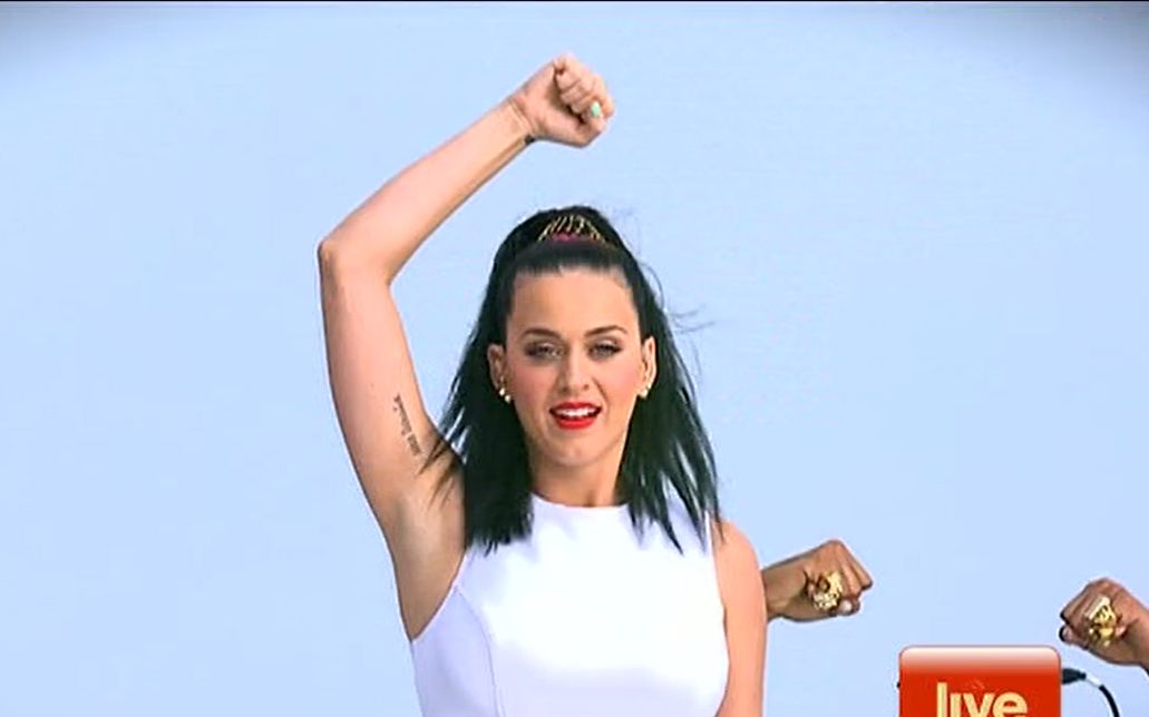 【水果姐的咆哮】Katy Perry  Roar (Live on Sunrise 2013.10.29)哔哩哔哩bilibili