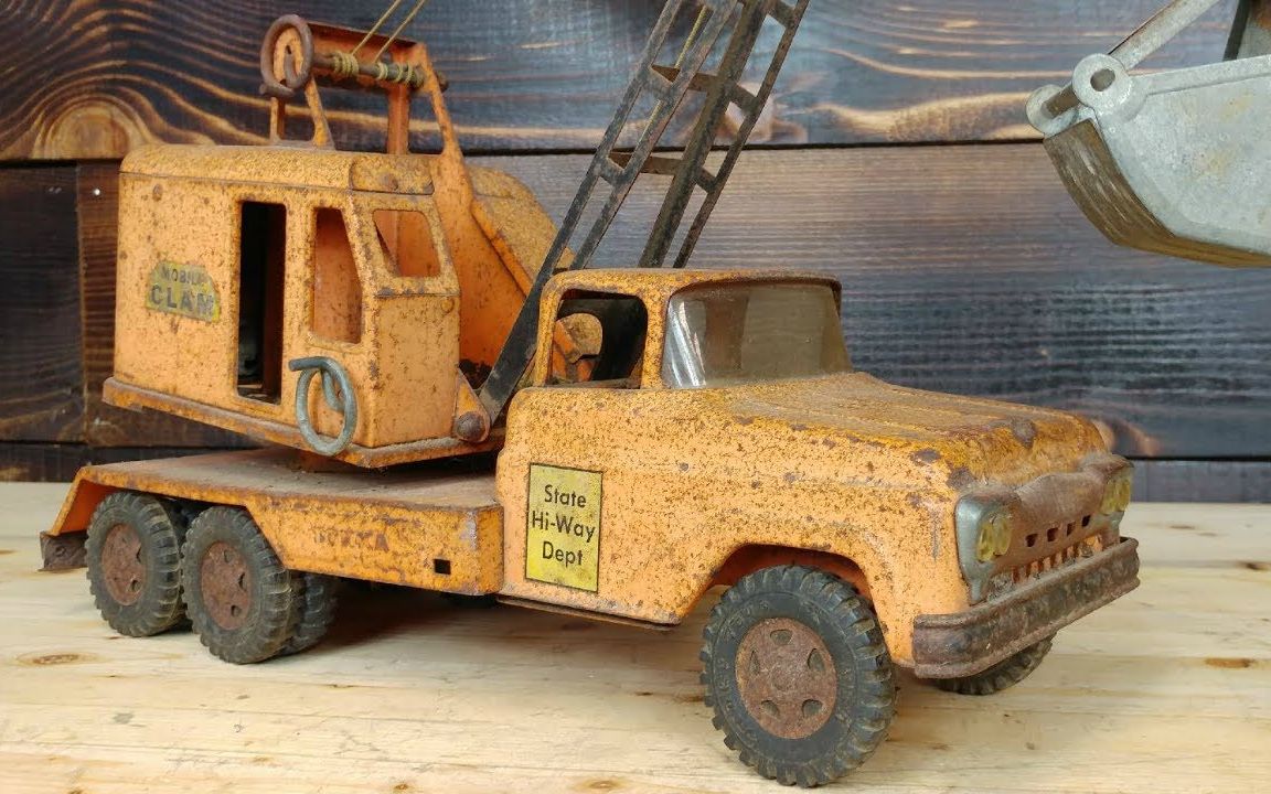 joediy翻新破旧的tonka起重机小卡车玩具