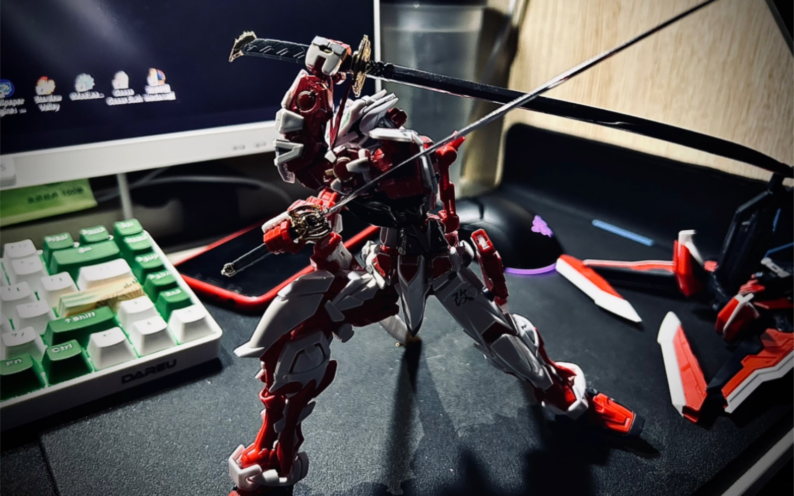 入坑快一个月笔涂大班红异端6601太帅啦