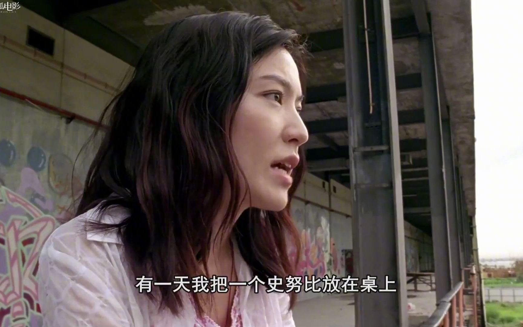 全职杀手:杀手谎称枪里没子弹,怎料女人信以为真,下秒崩溃大哭