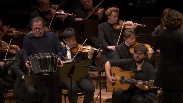 [图]古典交响现场巴黎Piazzolla, Guitarra, Bandoneón y Orquesta de Cuerdas-Alondra de la Parra