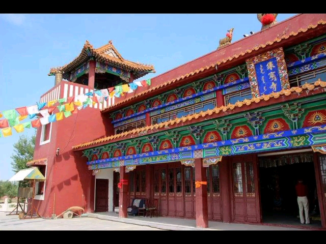 通辽莫力庙法名集宁寺,蒙语称鞥济固伦胡力雅克其苏木.