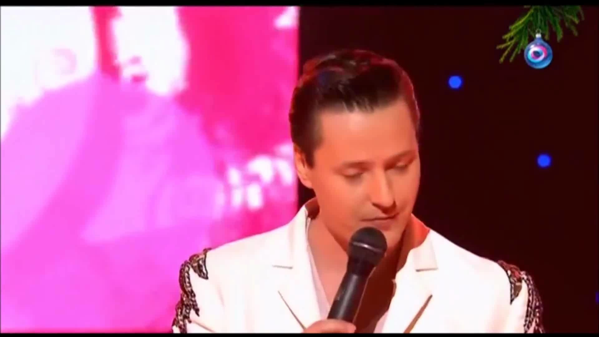 [图]【VITAS】2014“爱的故事.与你一起15年”圣彼得堡首演单曲《不落的爱之旗》（爱是不屈服）