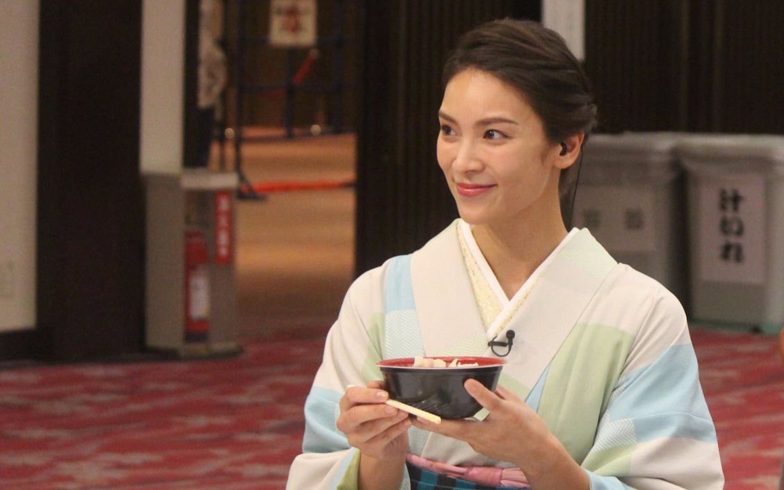 大相撲秋場所 九日目 秋元才加 高安晃 cut