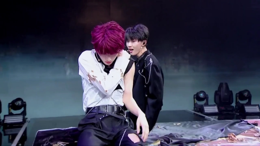 血腥爱情故事的舞台 祺鑫_哔哩哔哩_bilibili