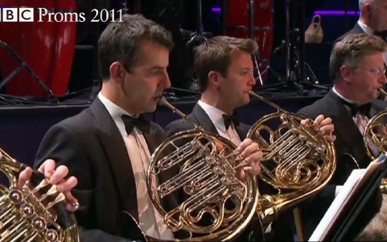 [图]BBC Proms 2011：007主题曲 James Bond Theme