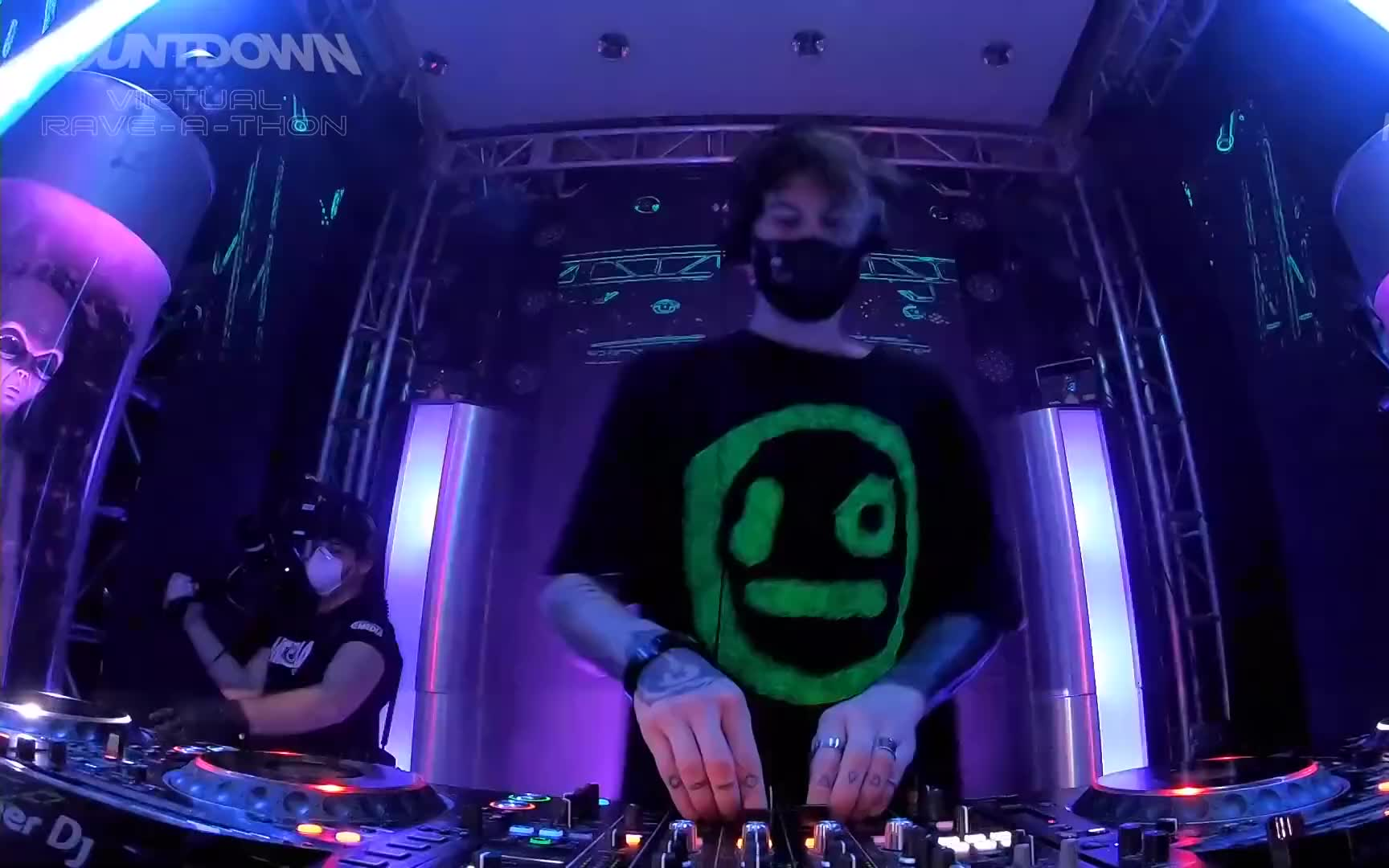 [图]i_o - Live at Countdown Virtual Rave-A-Thon 2020