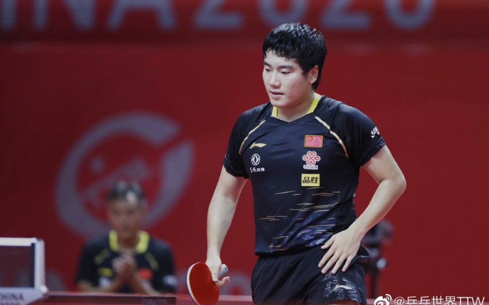 央视解说国乒奥运模拟赛男单32强赛梁靖昆vs薛飞