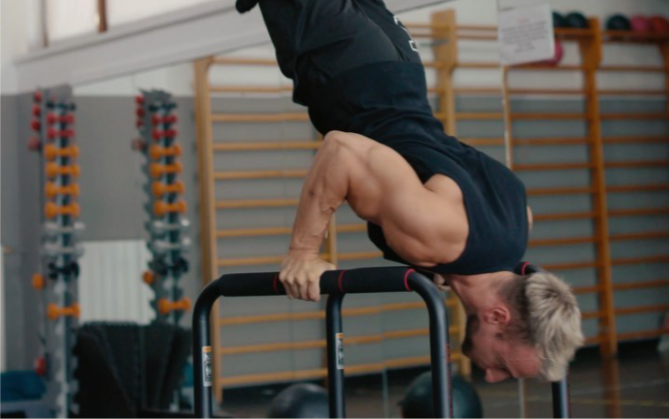 【拉罗萨】刚刚发布了一个新东西