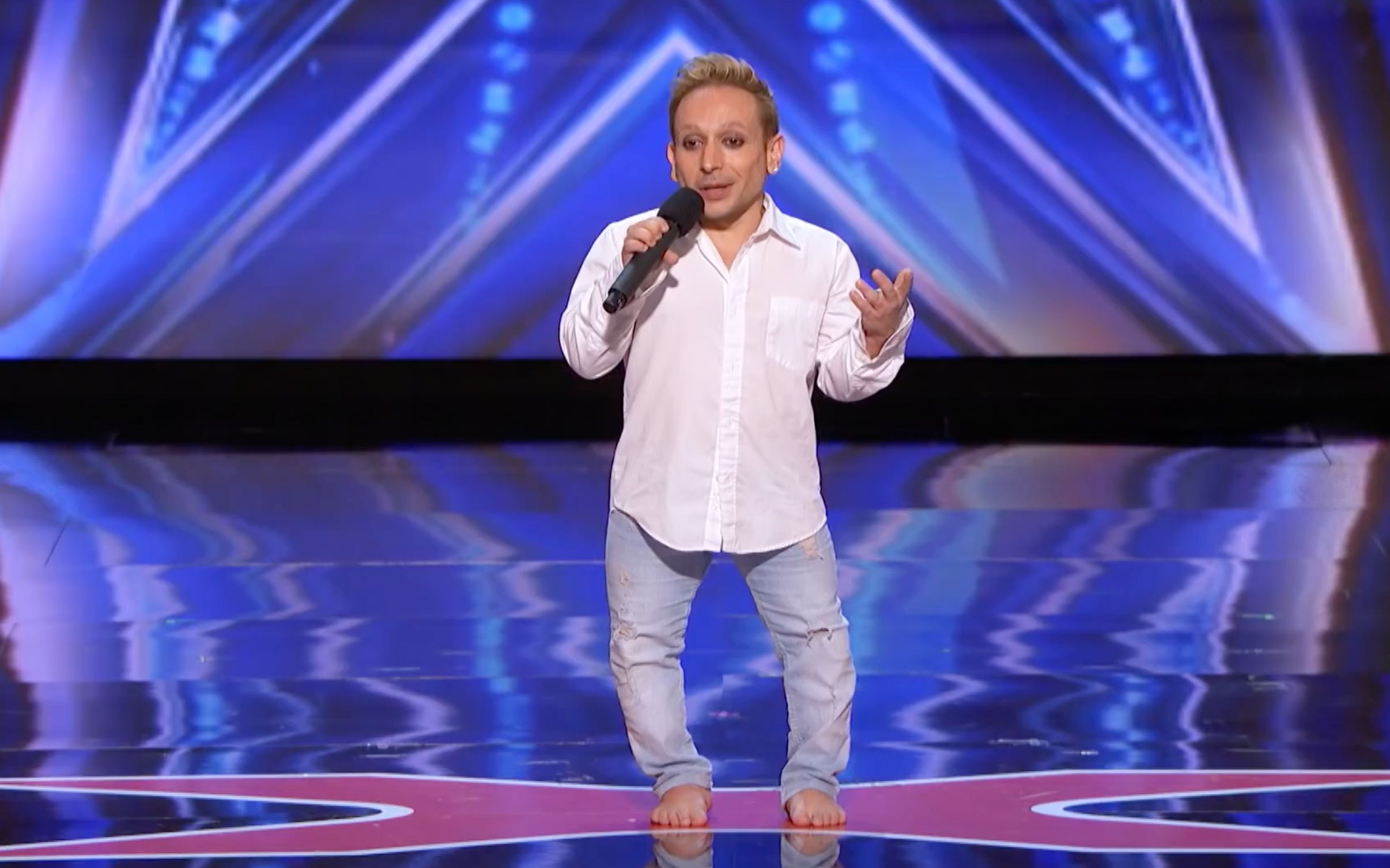 2020美国达人秀他脱下衣服的那一刻我惊了我命由我不由天