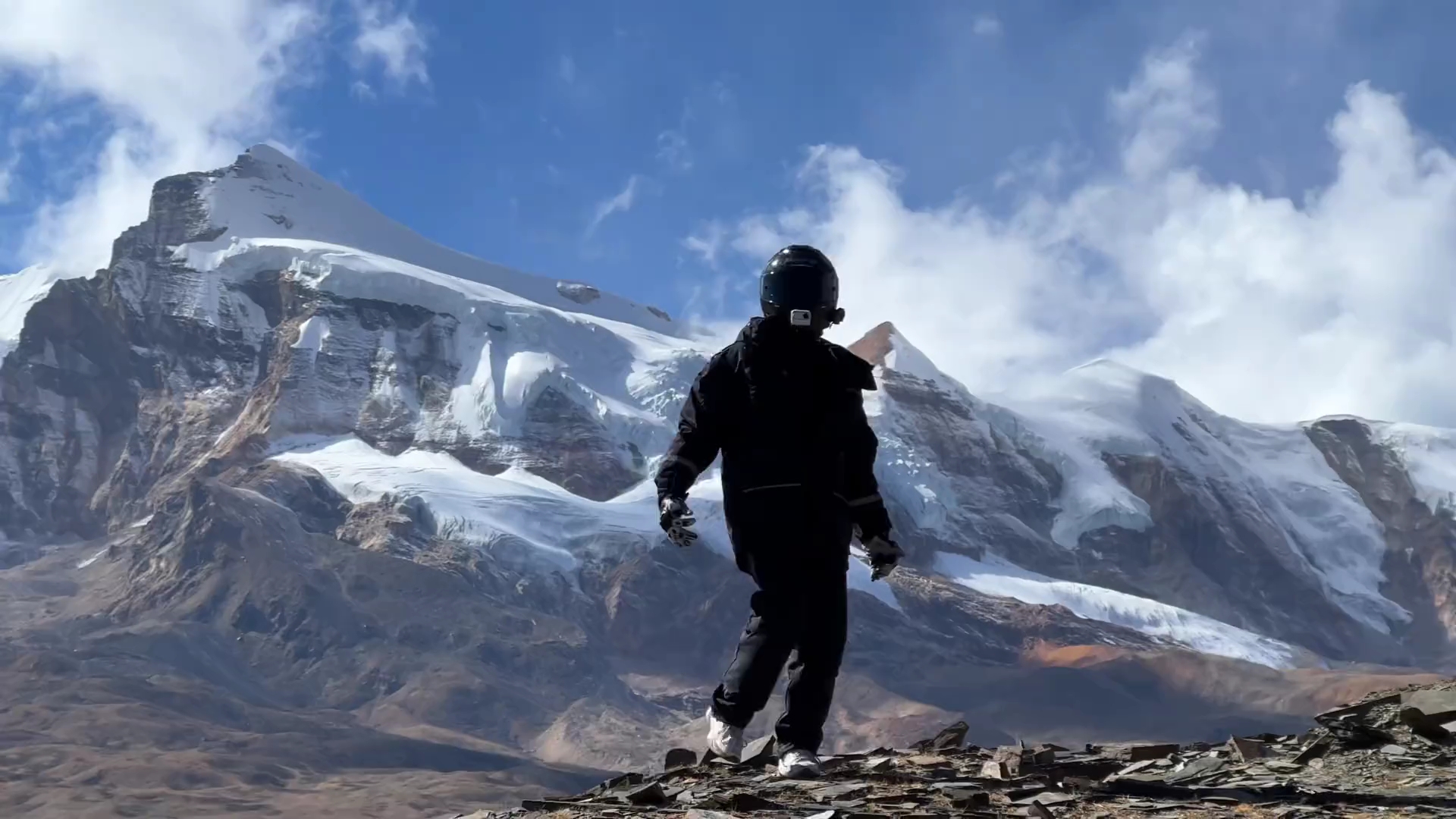 勇敢的人 先享受世界