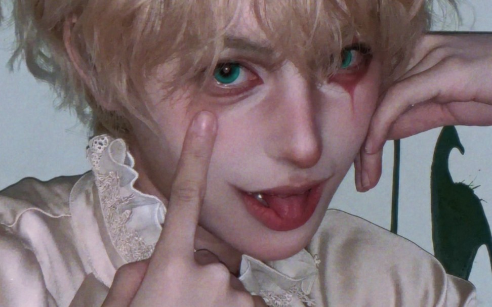 【丹尼尔cos】小孩哥爆改丹尼尔-只想做条闲鱼的叶子-coser-哔哩哔哩