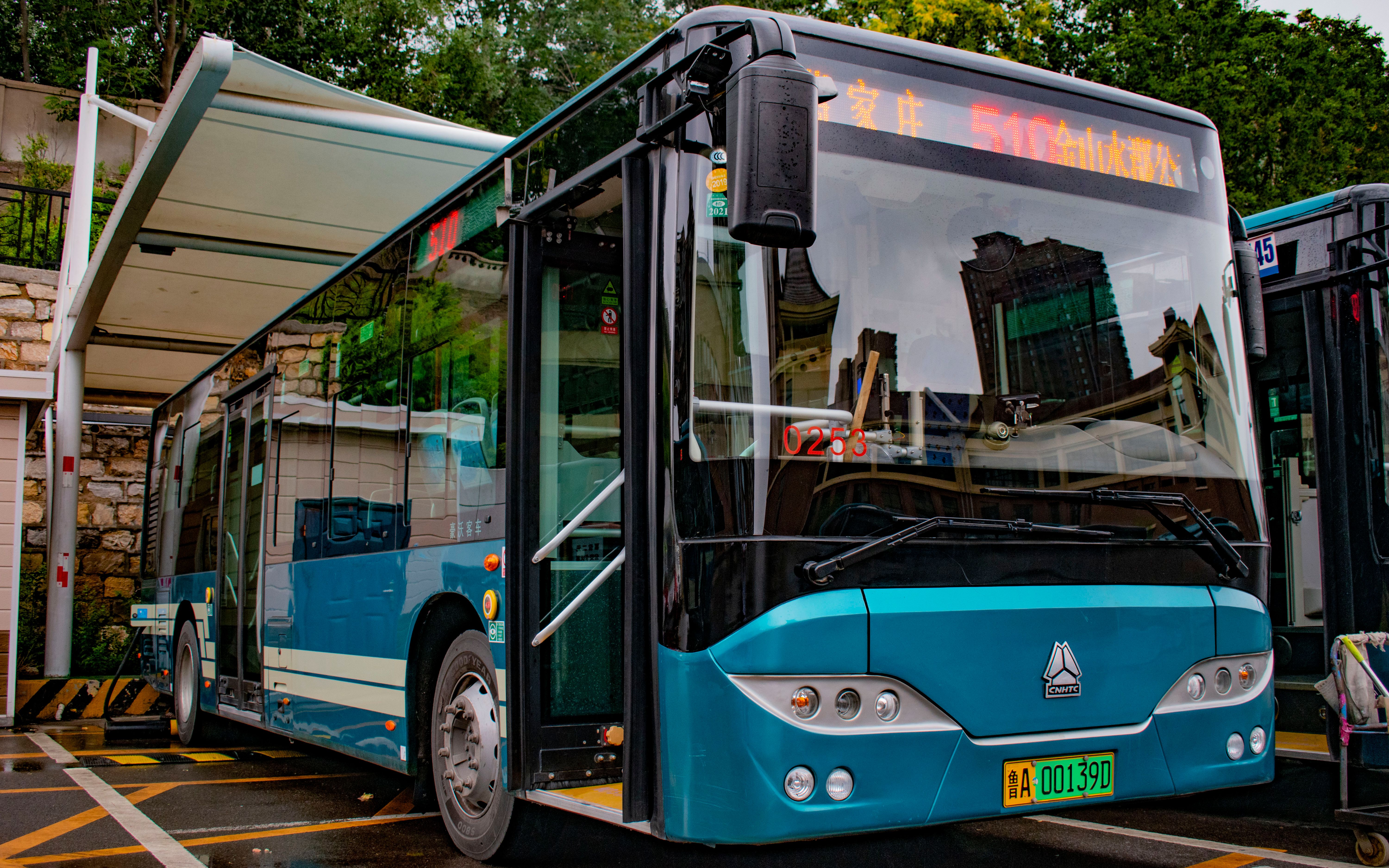 [pov35]社区线迎来10米电(2)——济南公交510(葛家庄——黄金山水郡