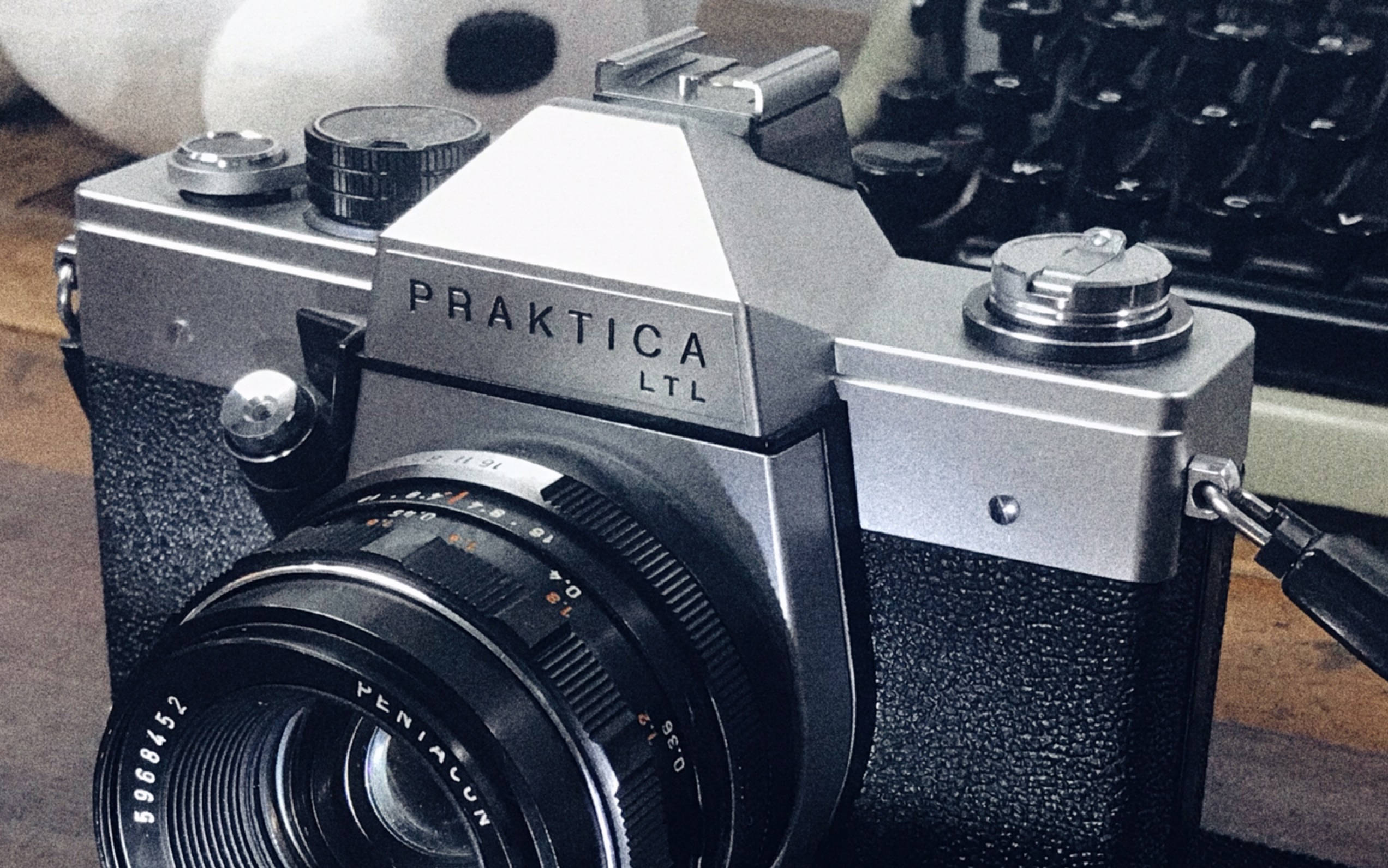 我的第一台相机 Praktica LTL 浓浓德味(｡･𝥯𝡩ﾉ哔哩哔哩bilibili