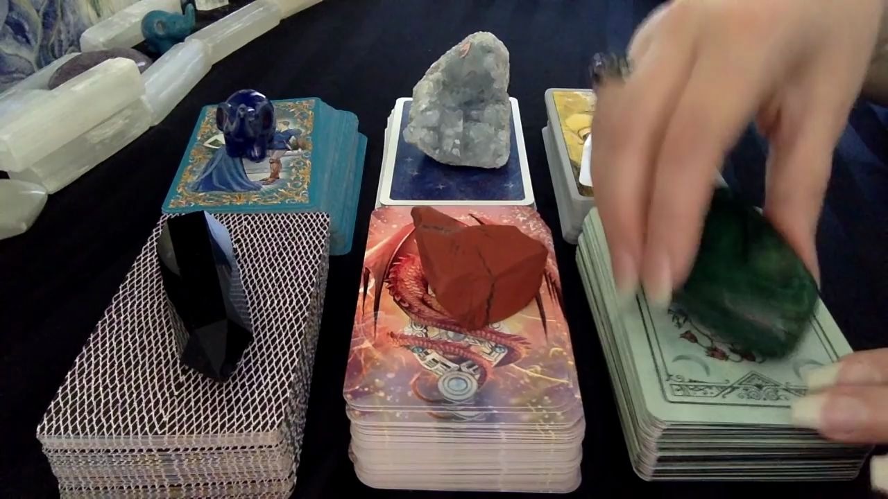 [图]【白玫瑰】TA的消息 Pick A Card Tarot 爱情塔罗 Timeless Love