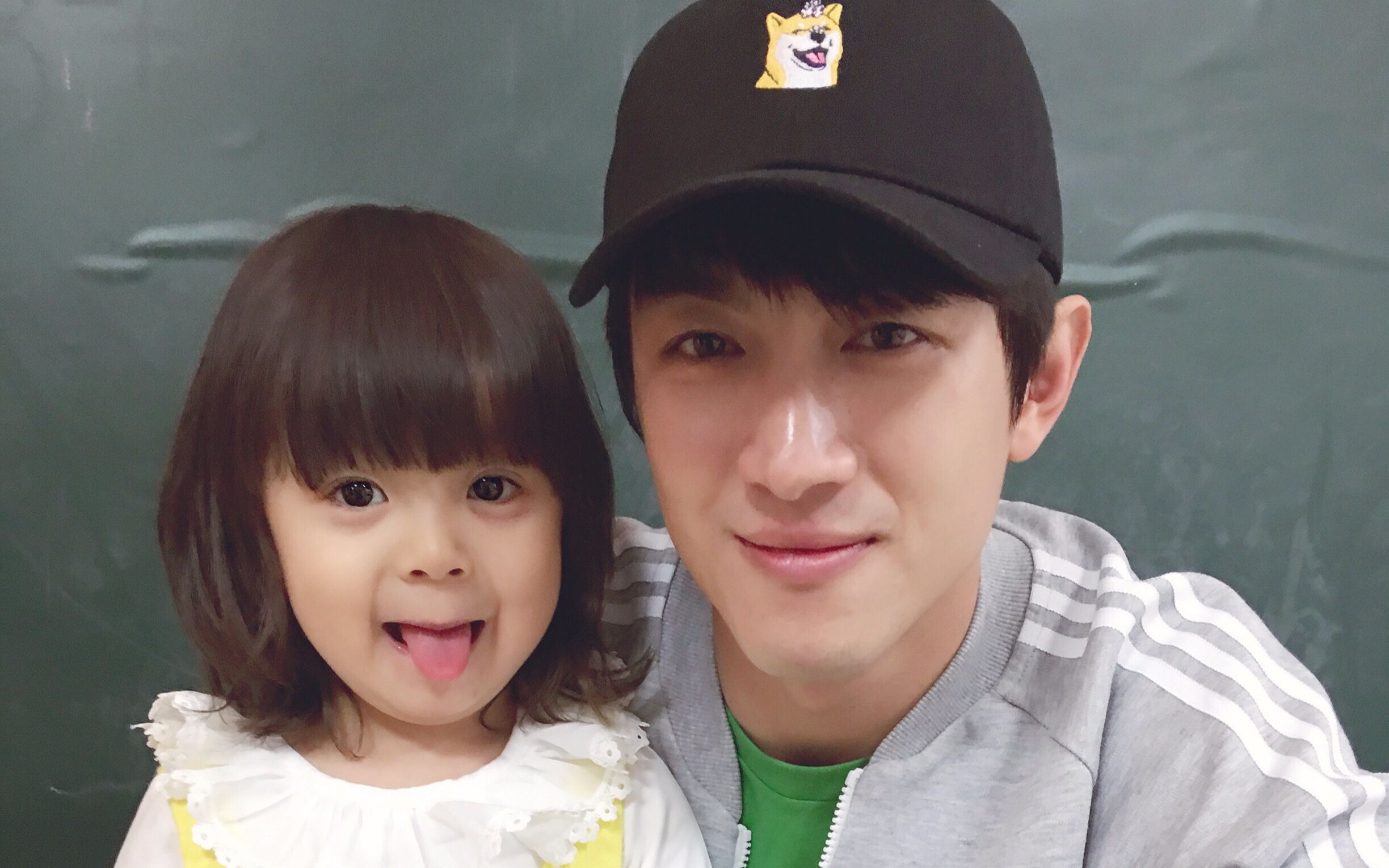 林更新哈琳特辑