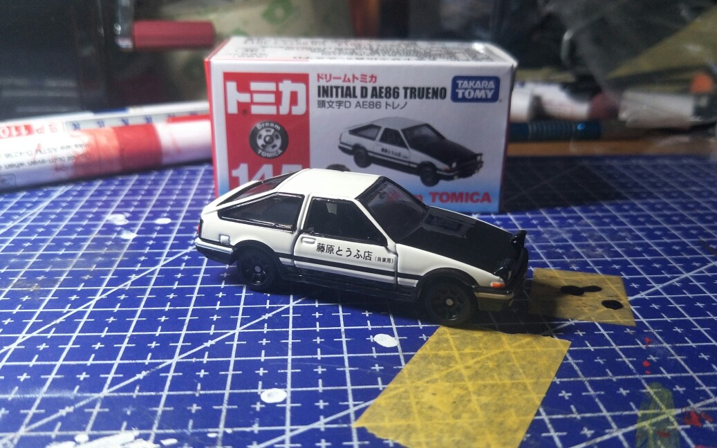 多美卡 头文字d 丰田 ae86 评测