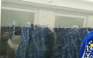 中国铁路京通线北京段雨天行车与大秦线集装箱列共同向西（短视频）