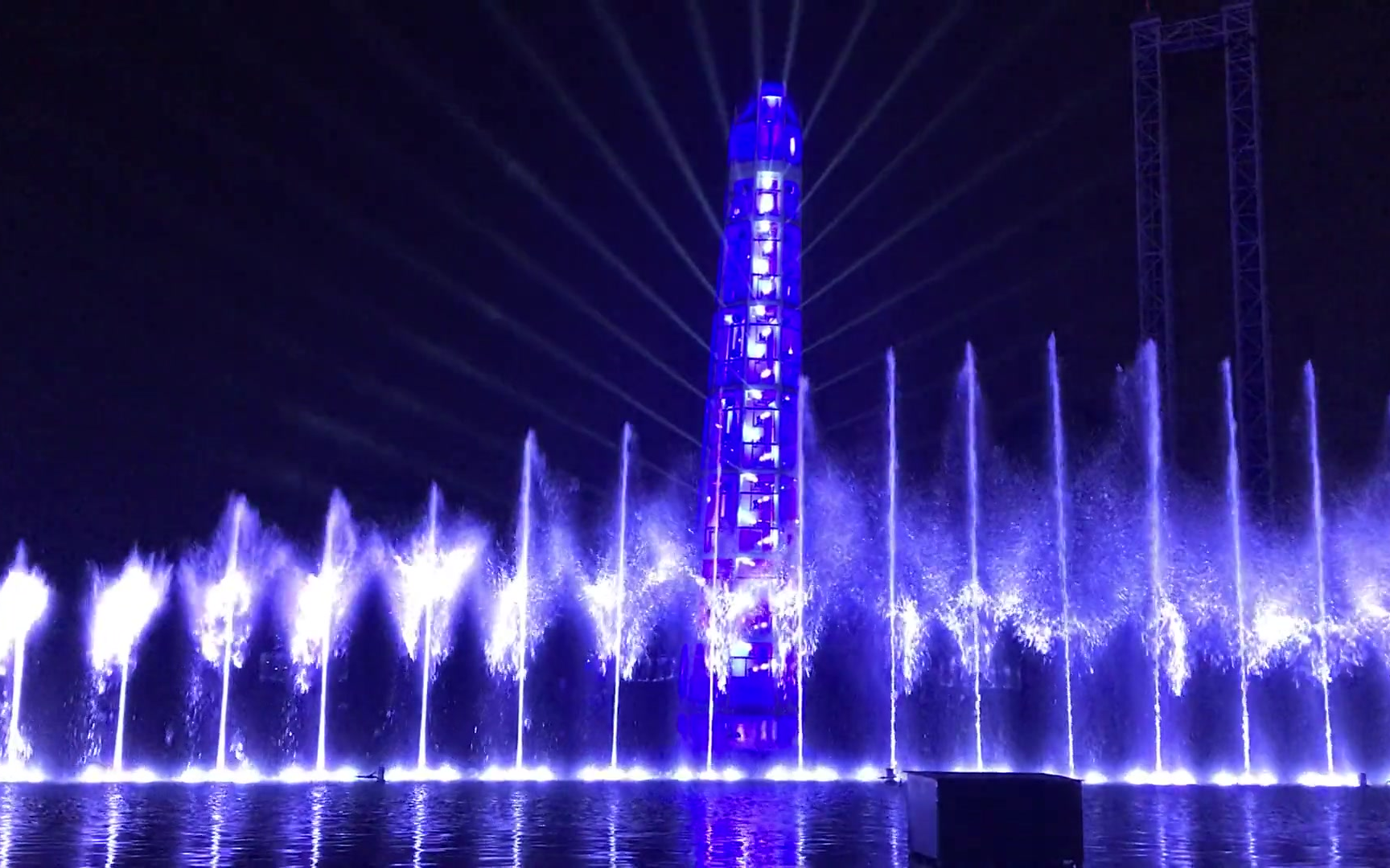 上海欢乐谷《天幕水极》大型水秀表演