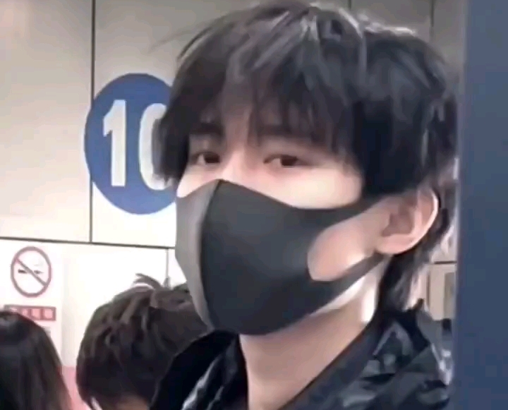 周翊然好帅好帅