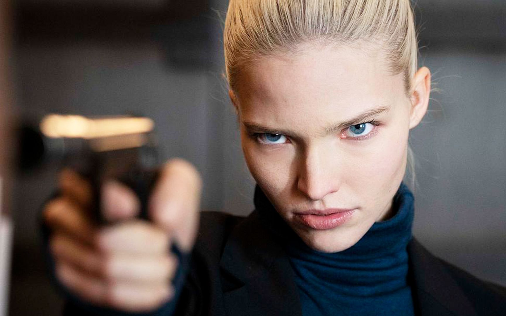 清纯女孩变冷血杀手,出手招招致命,手段比男人还狠辣