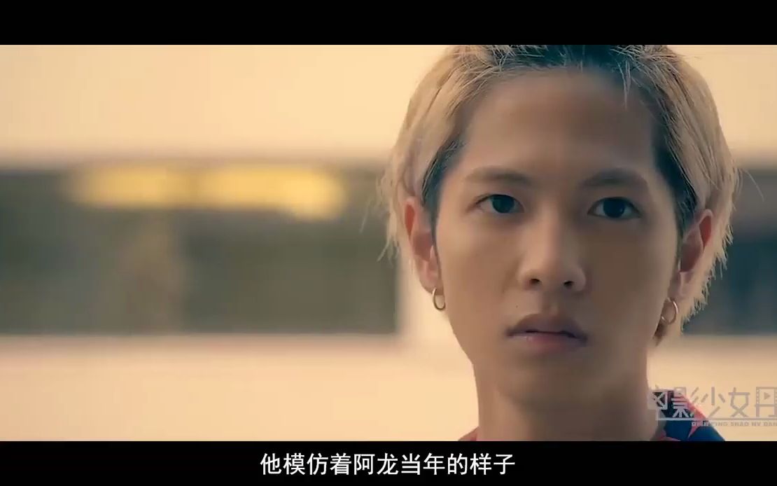 黑道大哥身披满背纹身,改邪归正后每天买菜做饭,没想到他做饭超美味!