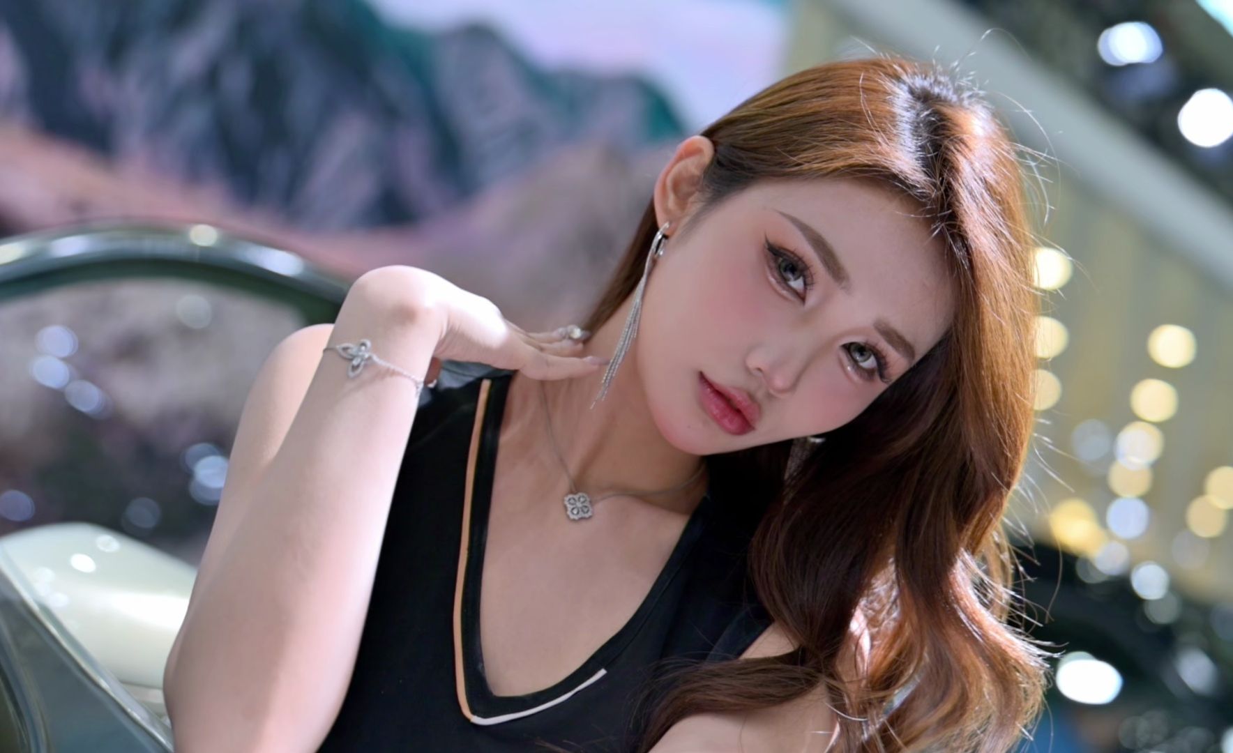 小思佳,她好会呀