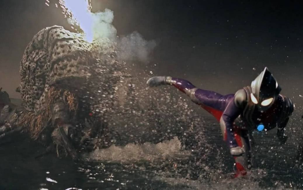 mad蓝光重置奇迹再现那些年我们追过的迪迦奥特曼根本赢不了我听不懂