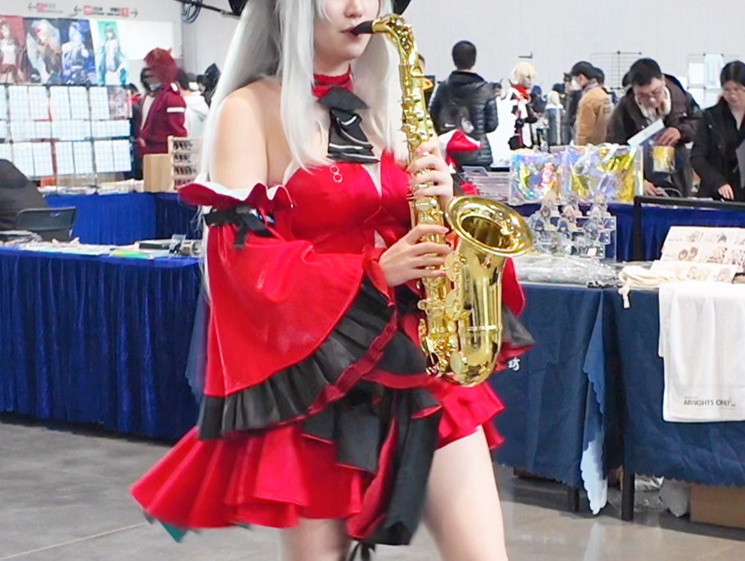 三队长斯卡蒂欢迎你回家(乌尔比安落地急急急