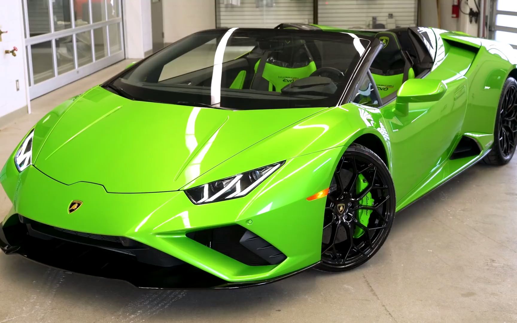 活动  兰博基尼huracanevo入门级小牛敞篷