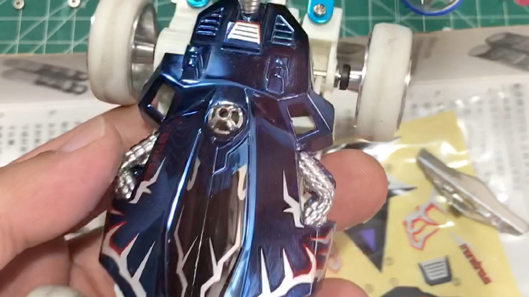 奥迪双钻四驱车梦之队异形