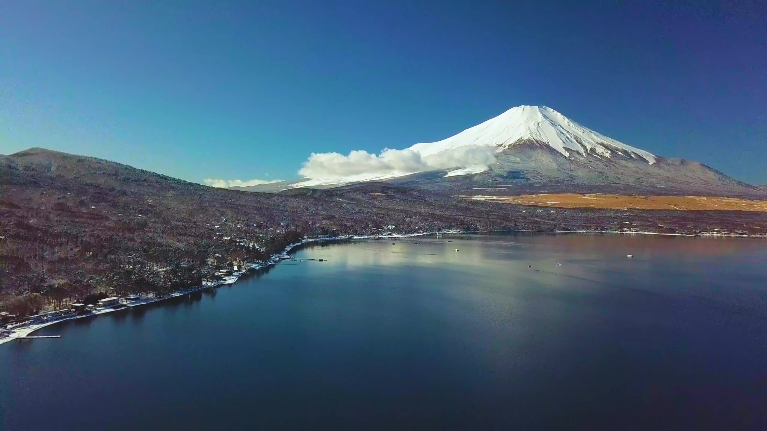 hd2020日本雪景色の山中湖と忍野村富士山