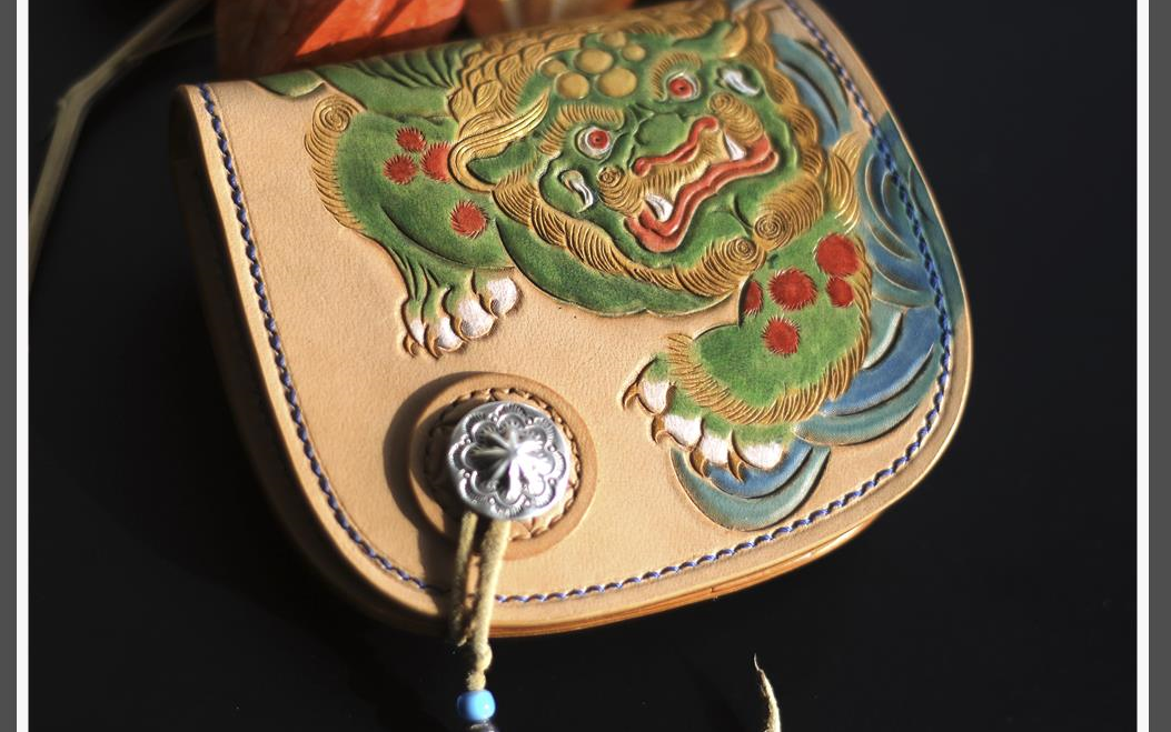 手工皮具 皮雕狮子嬉绣球