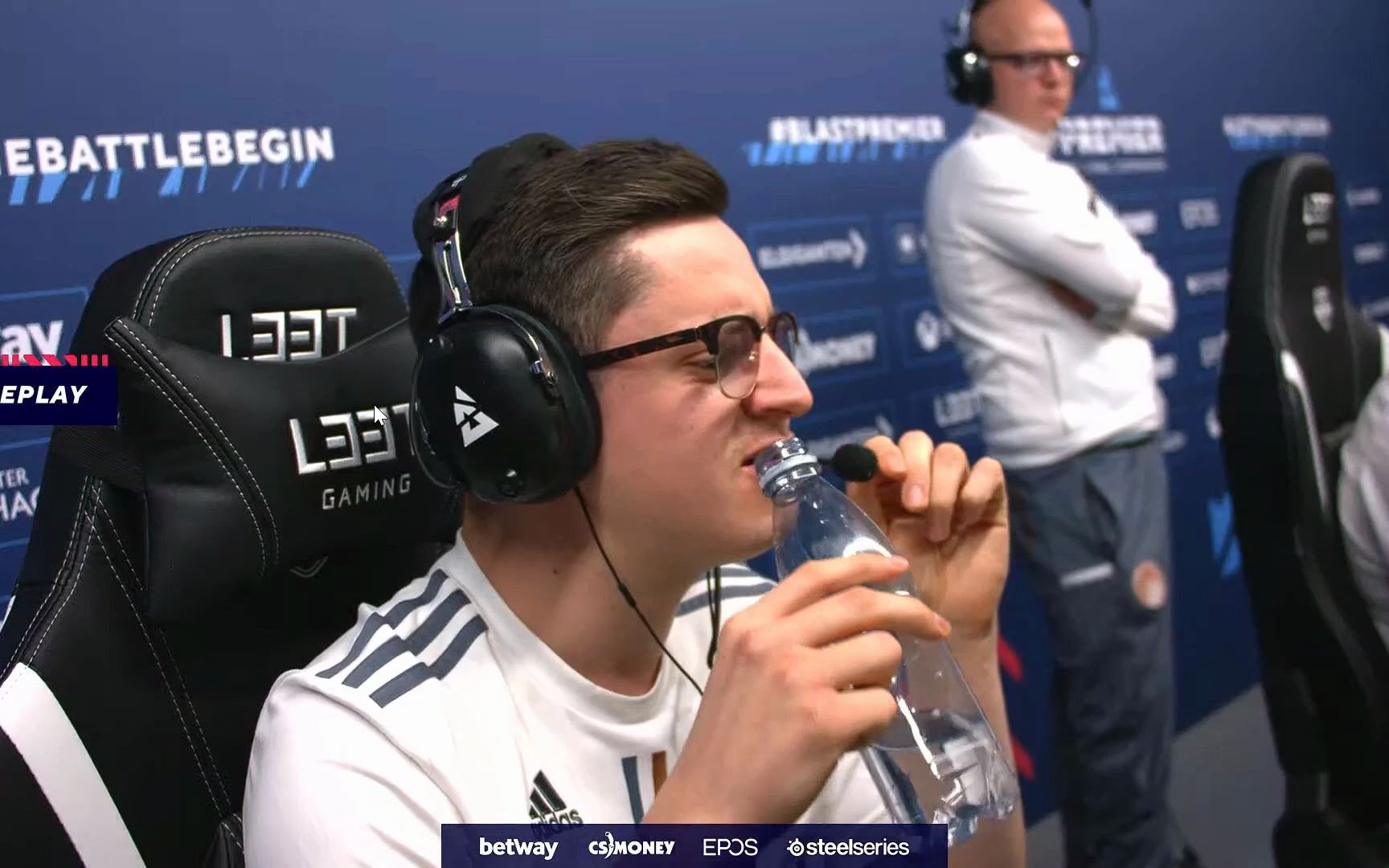 【csgo】apex:队友打架我喝水(vitality vs. astralis blast 沙漠2)