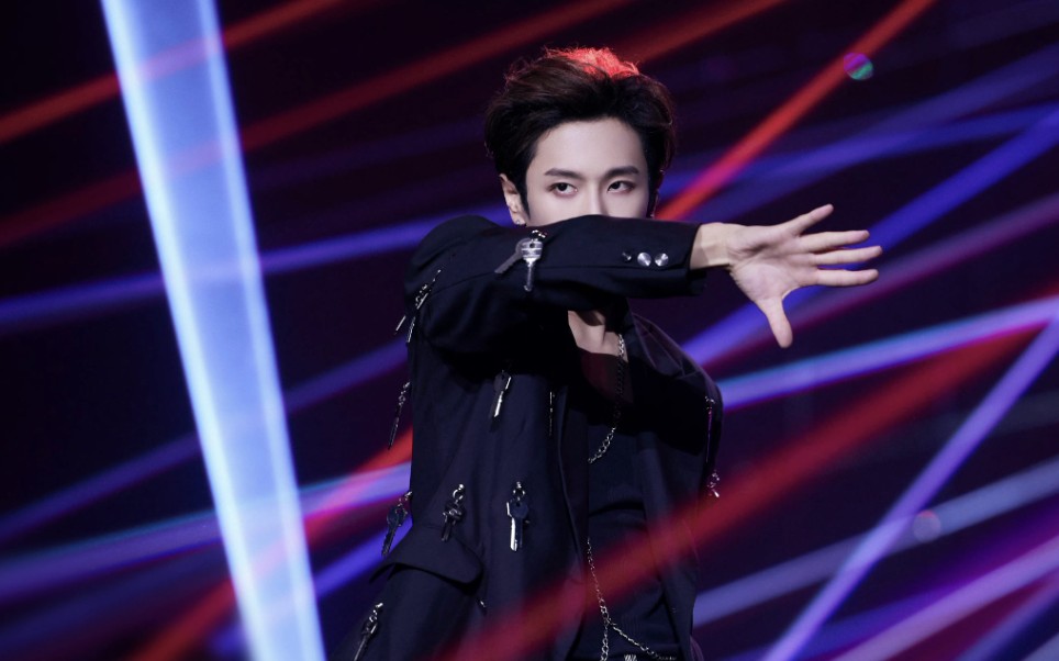 【李汶翰】tmea盛典《溯》炸裂舞台 背头yyds!