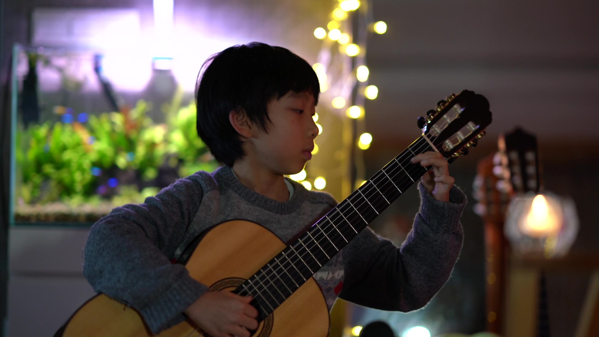 古典吉他henry小朋友古典吉他演奏巴赫加沃特舞曲gavottebwv1006ajs