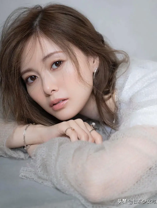 白石麻衣美女图片