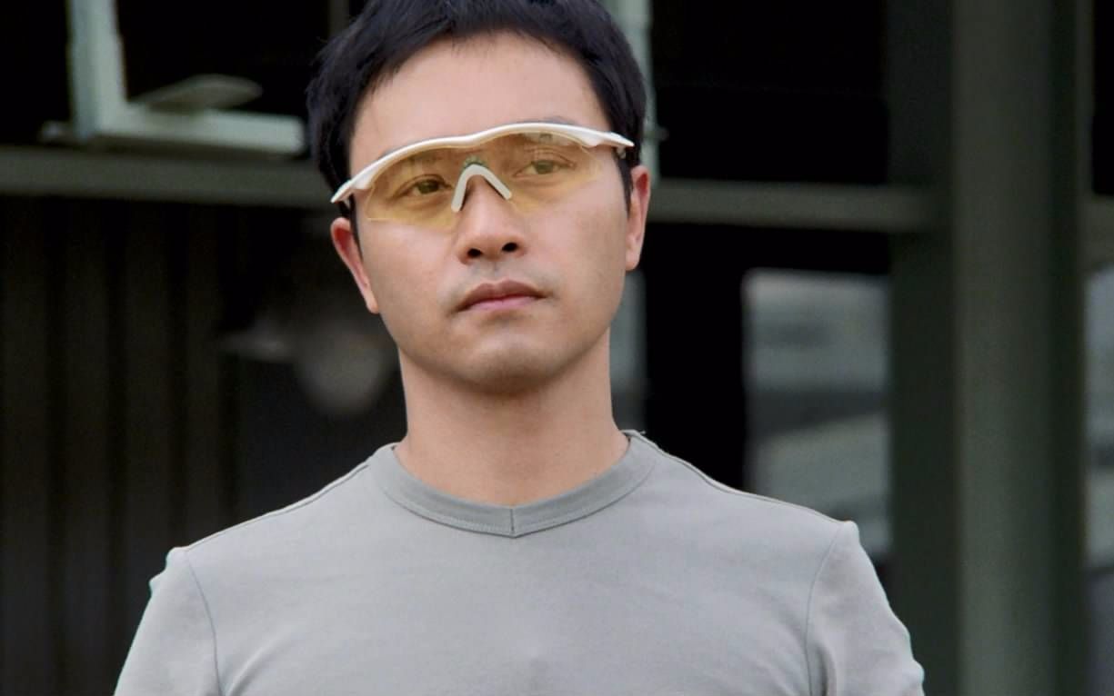 哥哥张国荣在《枪王》中作为反派boss的精彩表演!