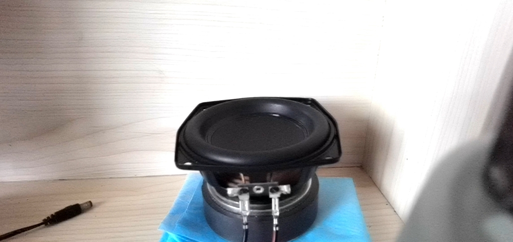 jbl4寸禁赛级低音喇叭 jbl战神2代低音喇叭