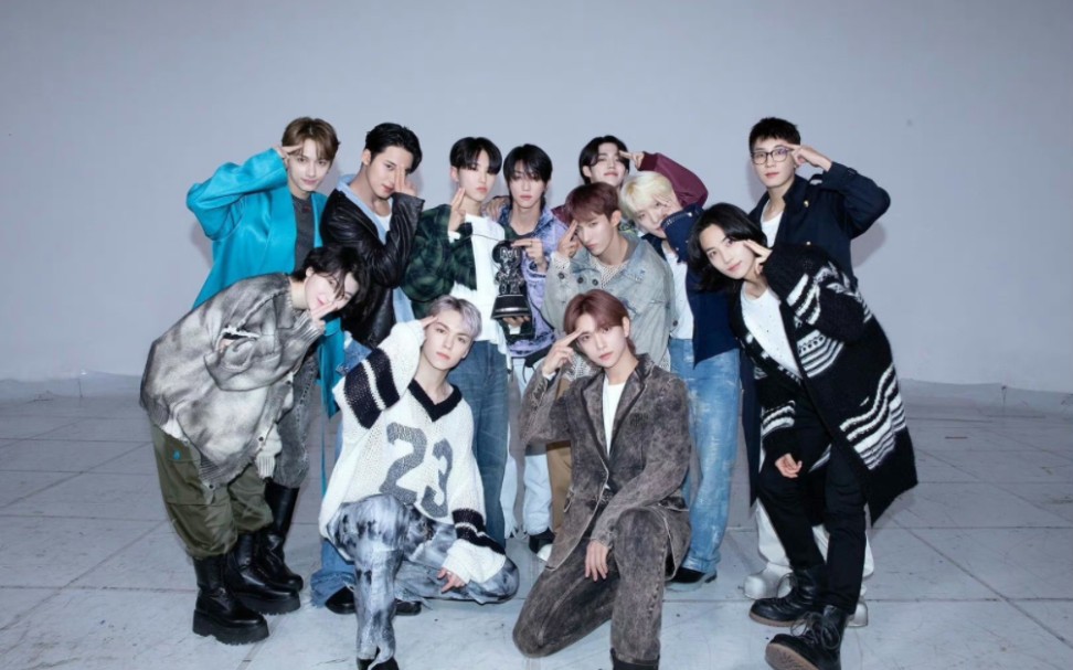 [mpd全员直拍] seventeen 8k f*ck my life fml (时间仿佛和8年前的