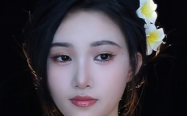 复古老照片】普通人化鞠婧祎仿妆,像不像不重要,真的好看傣族姑娘