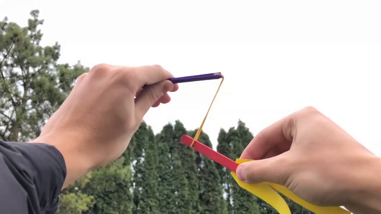 你都可以动手制作系列23_弹射竹蜻蜓