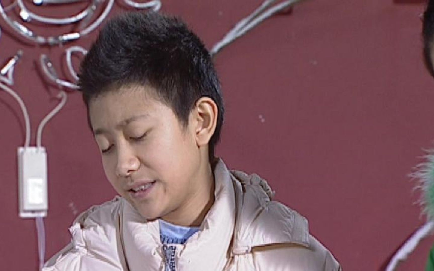 刘星和小雨在路上唉声叹气的,竟然是因为压岁钱的问题