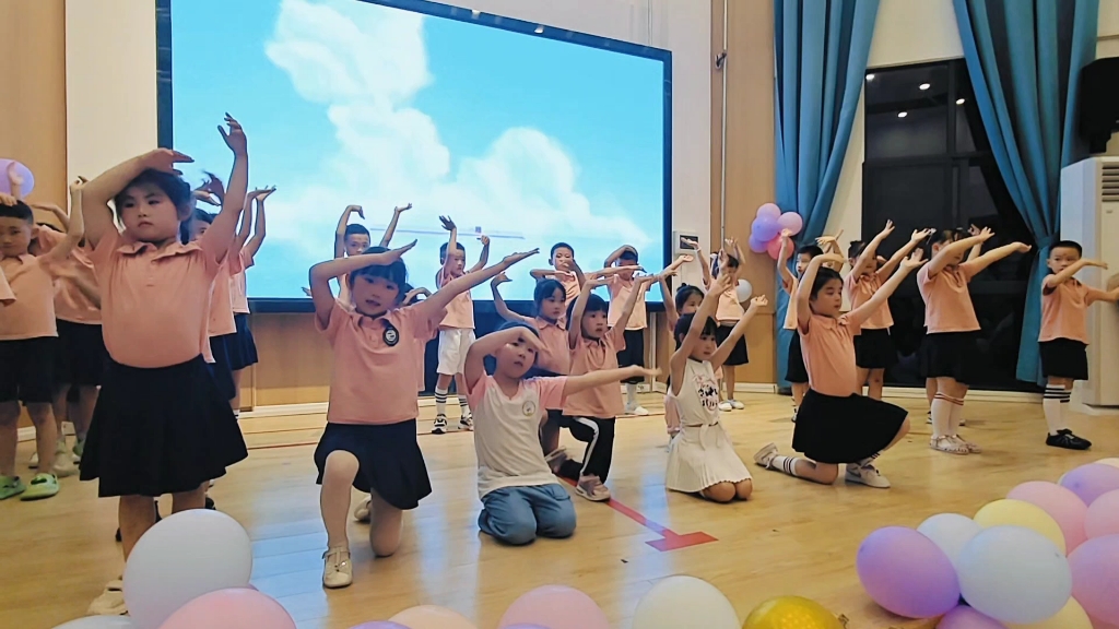 毕业季,幼儿园版手势舞《启程》