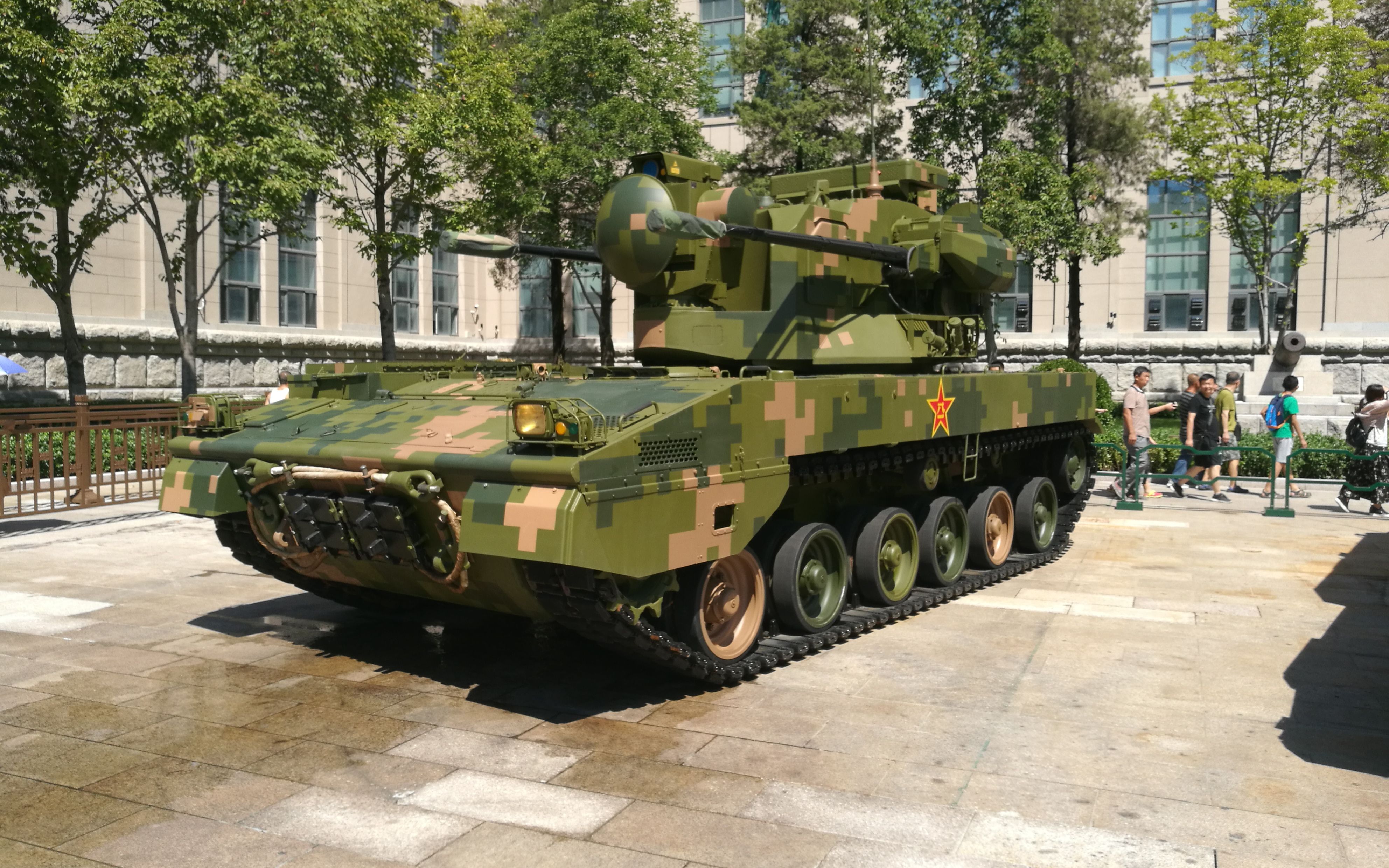 【军事】【武器】端午到军博