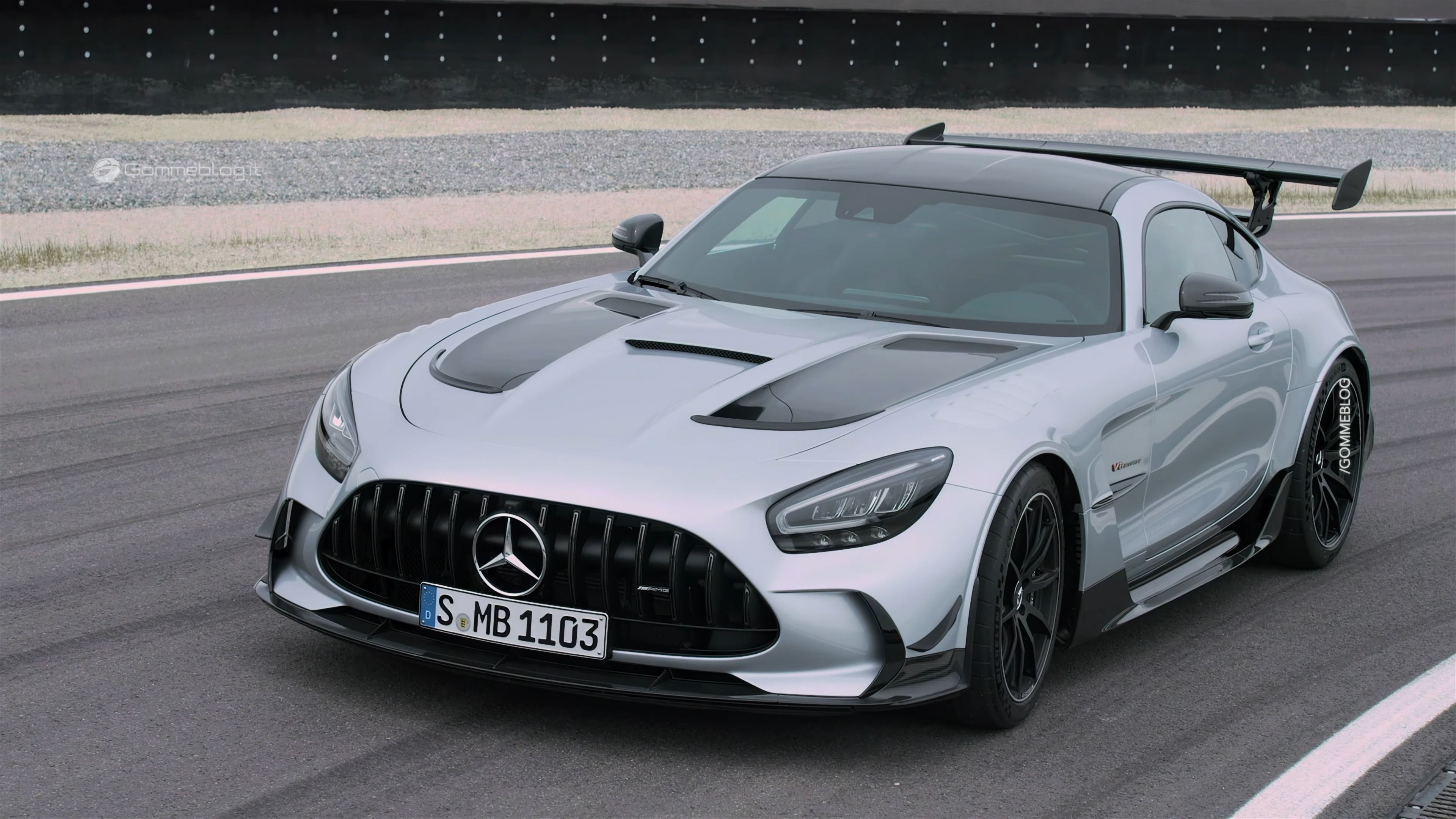 2024 mercedes amg gt 63 black series - wild sports car in