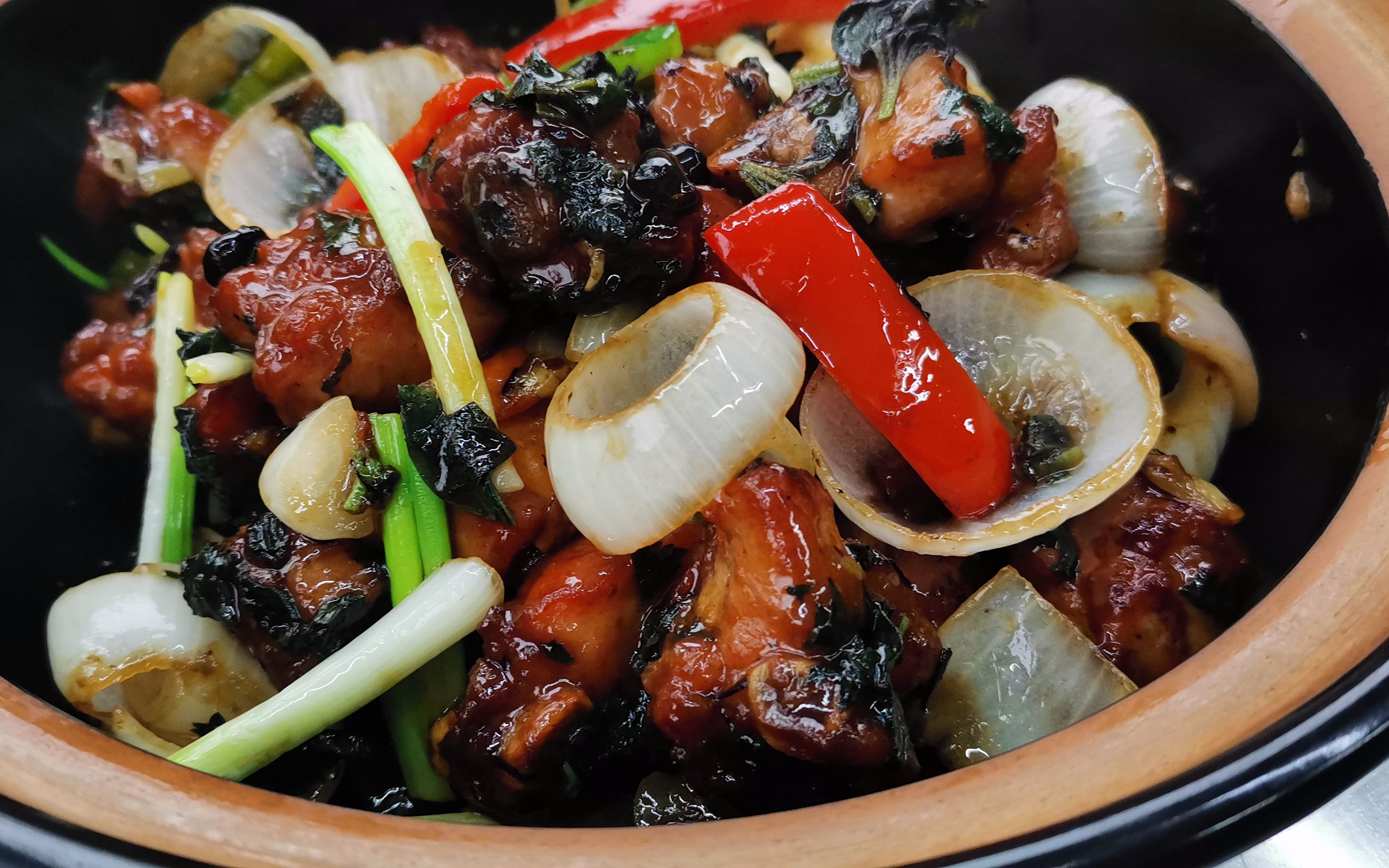 大厨分享广东招牌菜"紫苏焗排骨"这样做超好吃