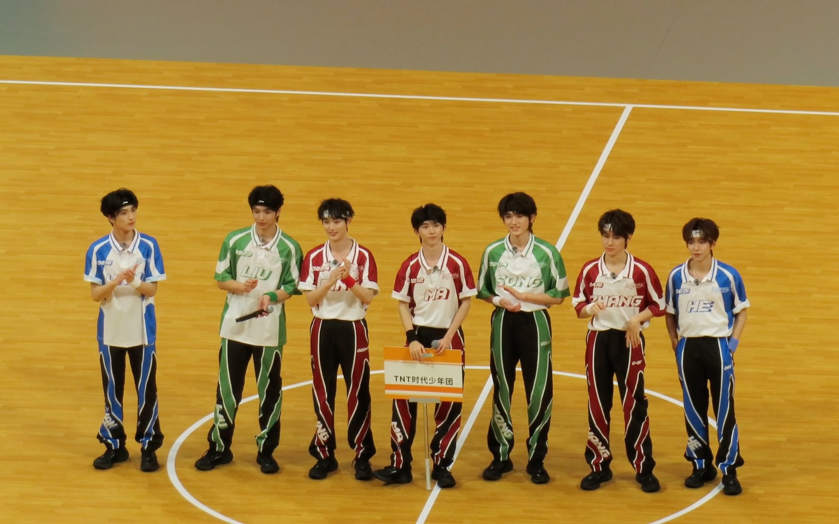 【tf家族夏日运动会】7.5时代少年团入场/自我介绍/热身/休息区饭拍