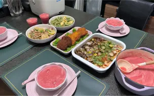 Download Video: 晒晒我家的午餐，夏天真的太适合吃凉拌菜，这一桌清爽开胃又解腻