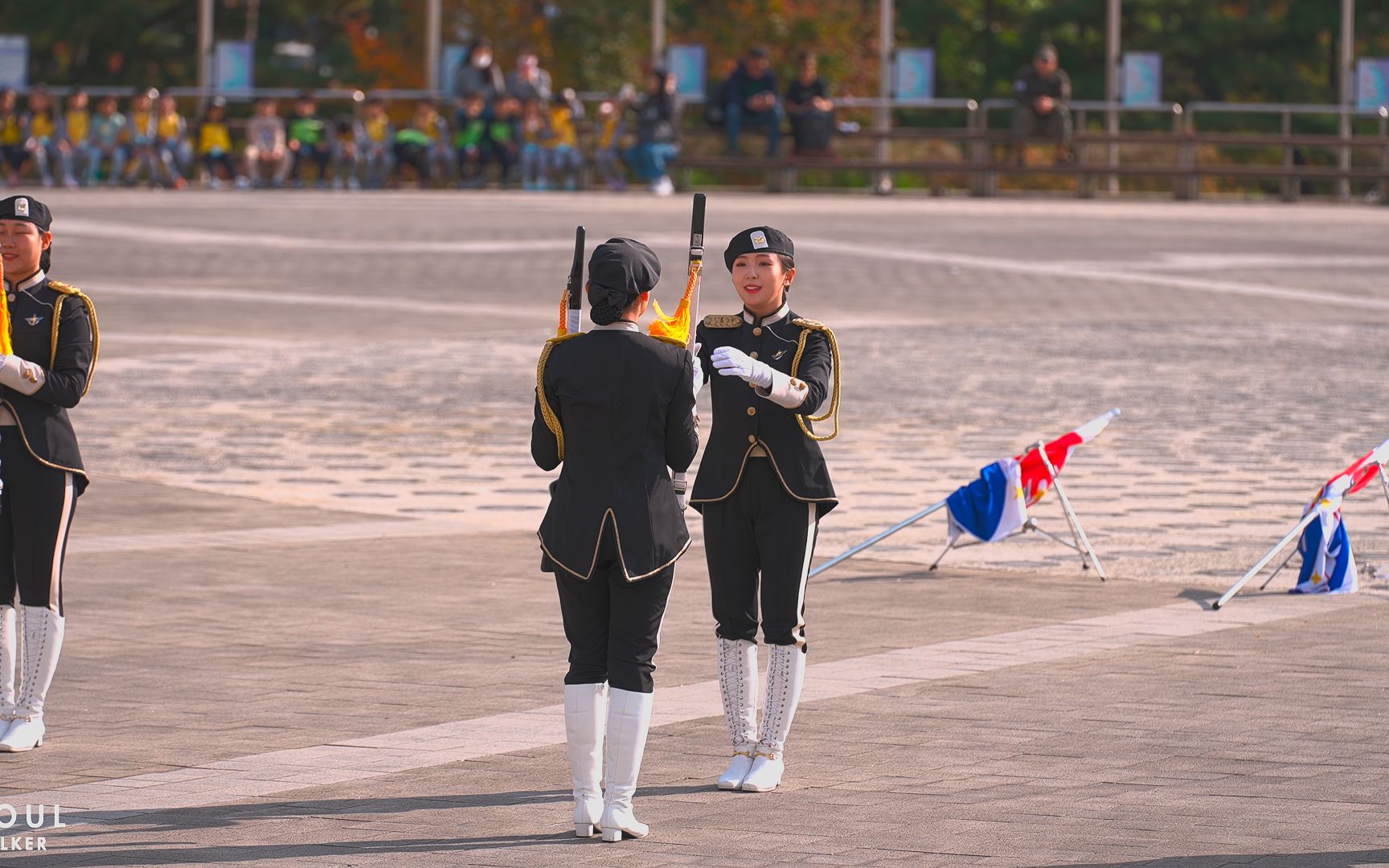 4khdr | 韩国战争纪念馆仪仗队表演 | 首尔旅游指南